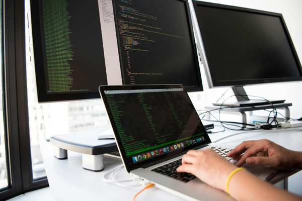 康耐特光學(02276.HK)擬成立合資以從事應用於AI╱AR╱VR╱MR眼鏡領域智慧眼鏡專用定製鏡片、光波導目鏡等業務