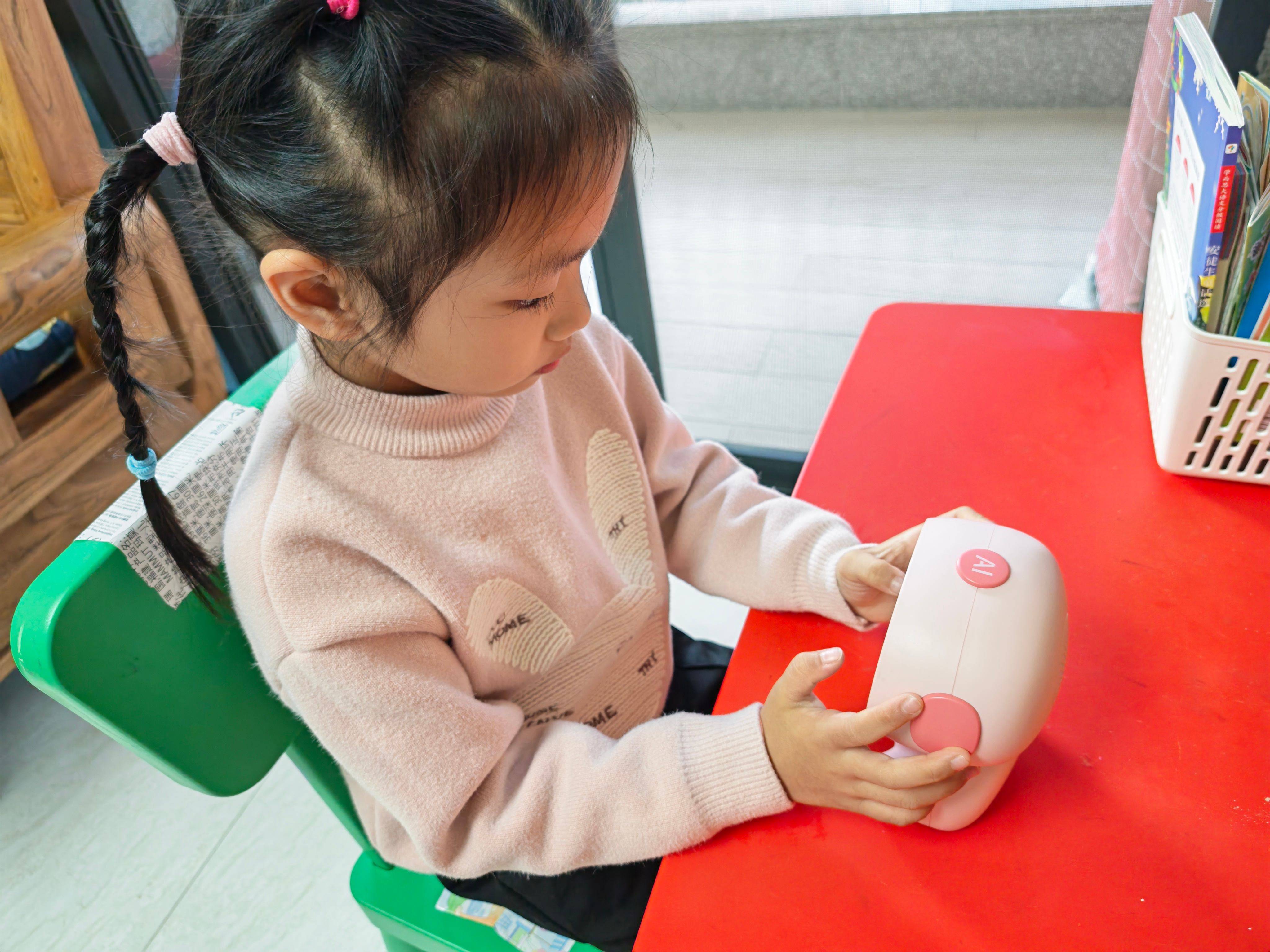 家裡試過不少早教產品，這個至少沒被閒置