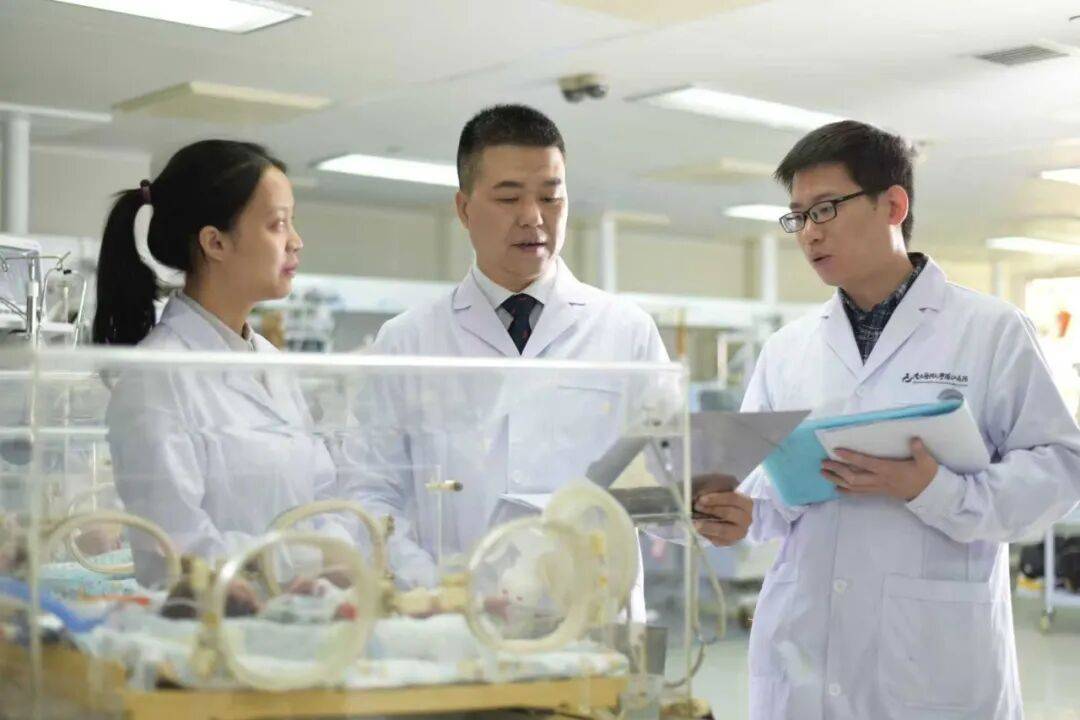 珠江醫院王斌：穿越哭聲笑聲讀懂兒科