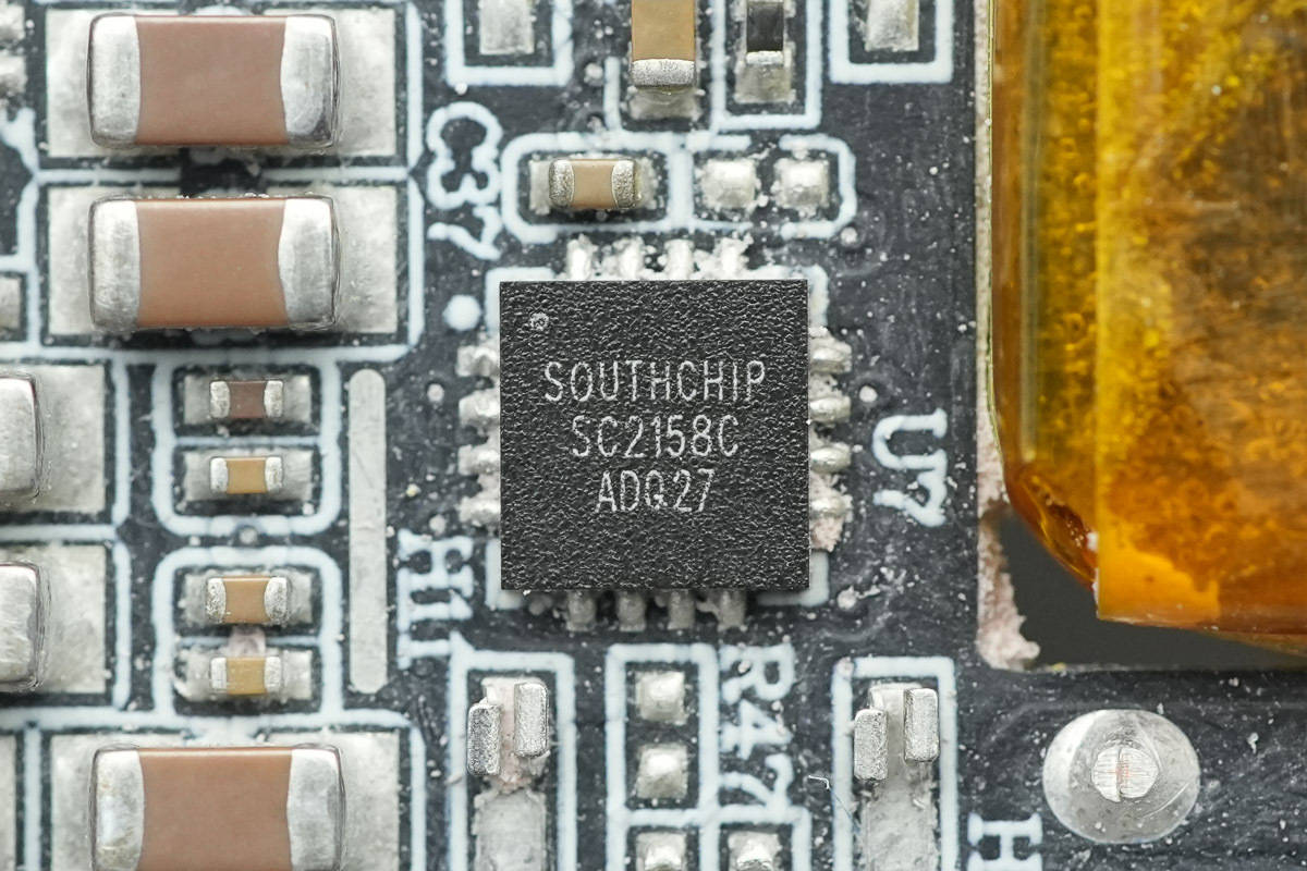 支援APP跨端查詢一鍵管理，安克Prime 150W充電底座拆解