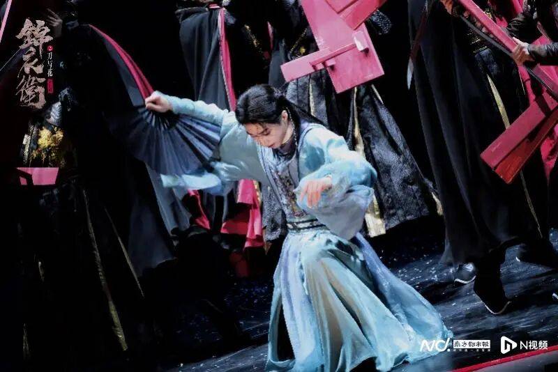 2025南都娛樂年鑑·戲劇篇：中國原創戲劇崛起的破壁之年