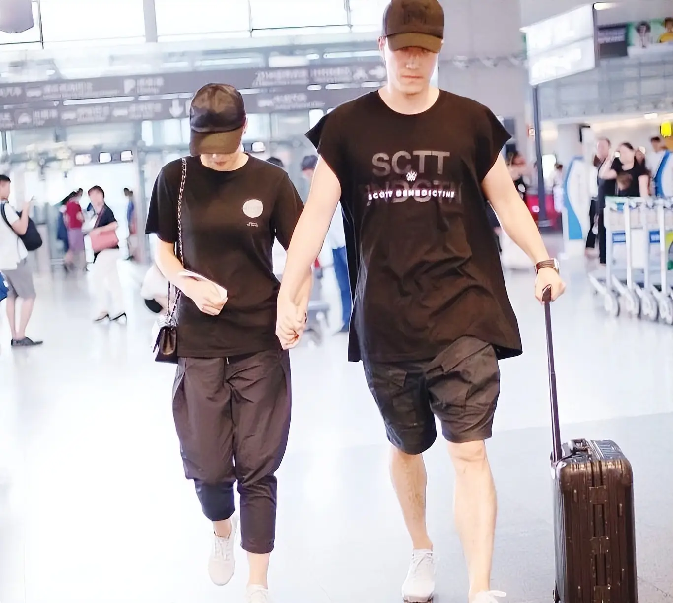 原創身價7億二婚娶師妹，劉翔愛旅遊不創業不奢侈，女友是暗黑休閒風