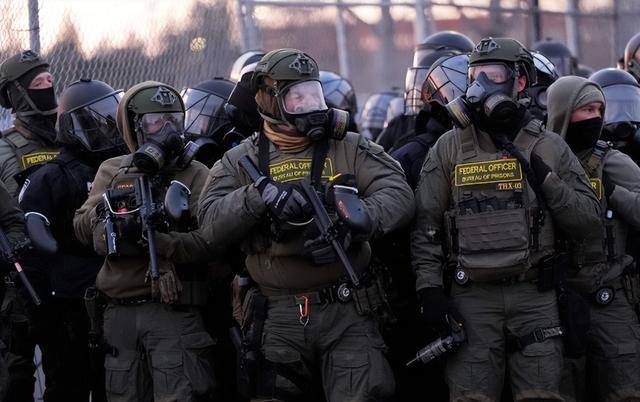 溫和措辭與強硬現實：明尼阿波利斯的移民執法張力