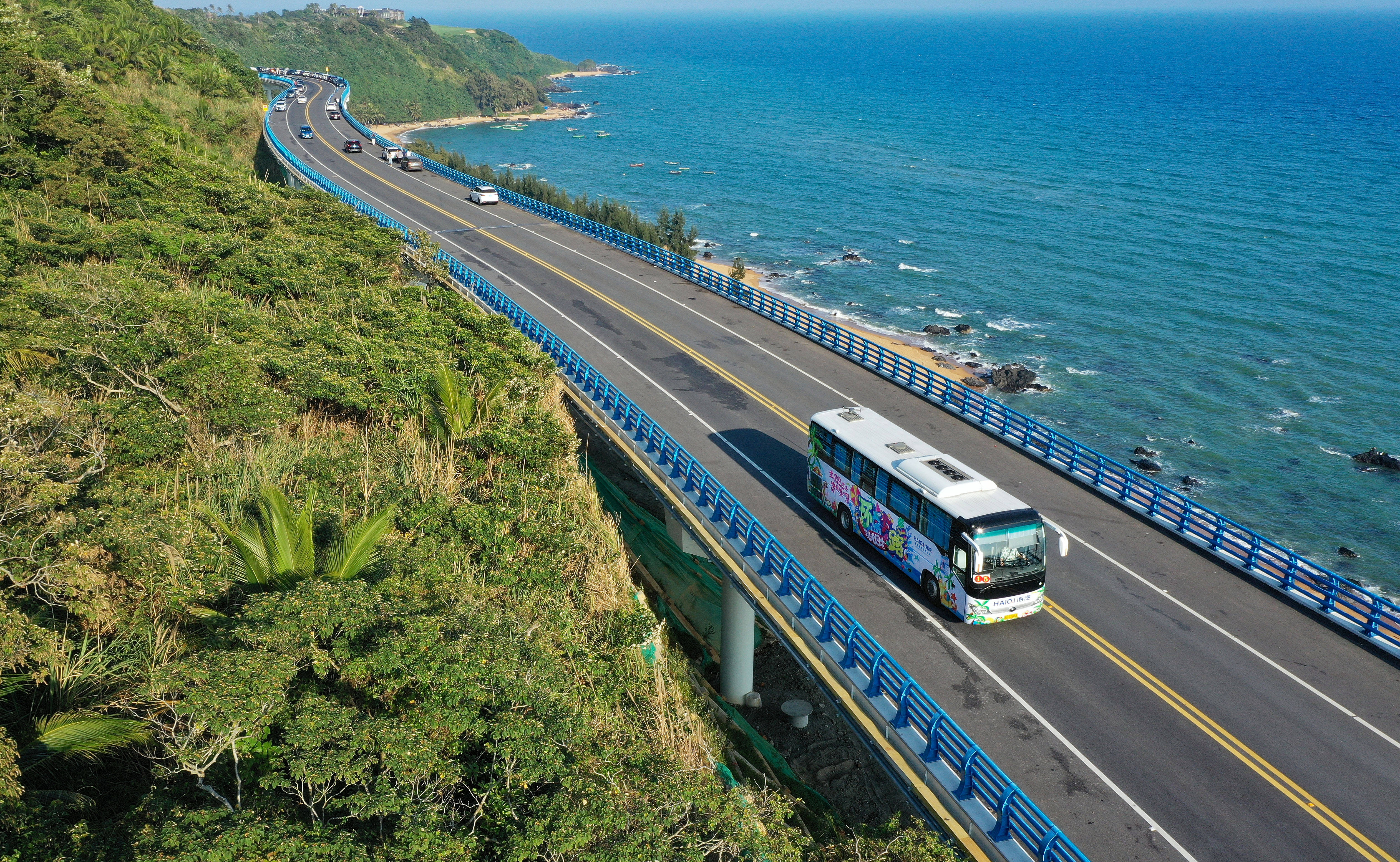 追光｜騎過山海，跑過雨林！在海南體育旅遊過大年