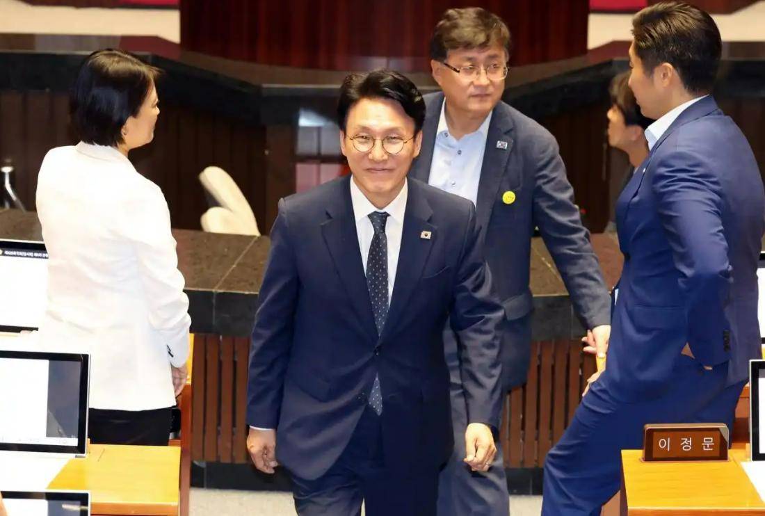 巧了，曾在中國留學的韓國總理搶在特朗普前一腳訪華