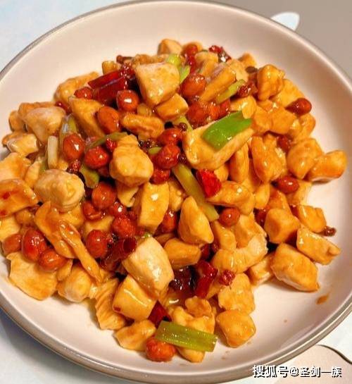 在家請客別發愁！8道菜譜搞定一桌席，簡單好吃還撐場面！