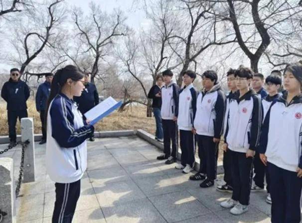 緬懷先烈志 薪火永相傳——江城多校開展清明緬懷先烈主題教育活動