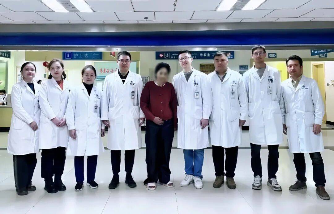 援疆印記丨胡昌東：跨越萬里，為邊疆女性撐起生命的尊嚴