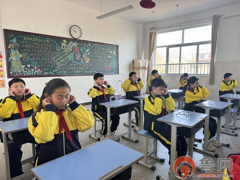 原創踐行行為規範 培育文明新風——光明路街道田莊小學舉行文明習慣養成教育月系列活動