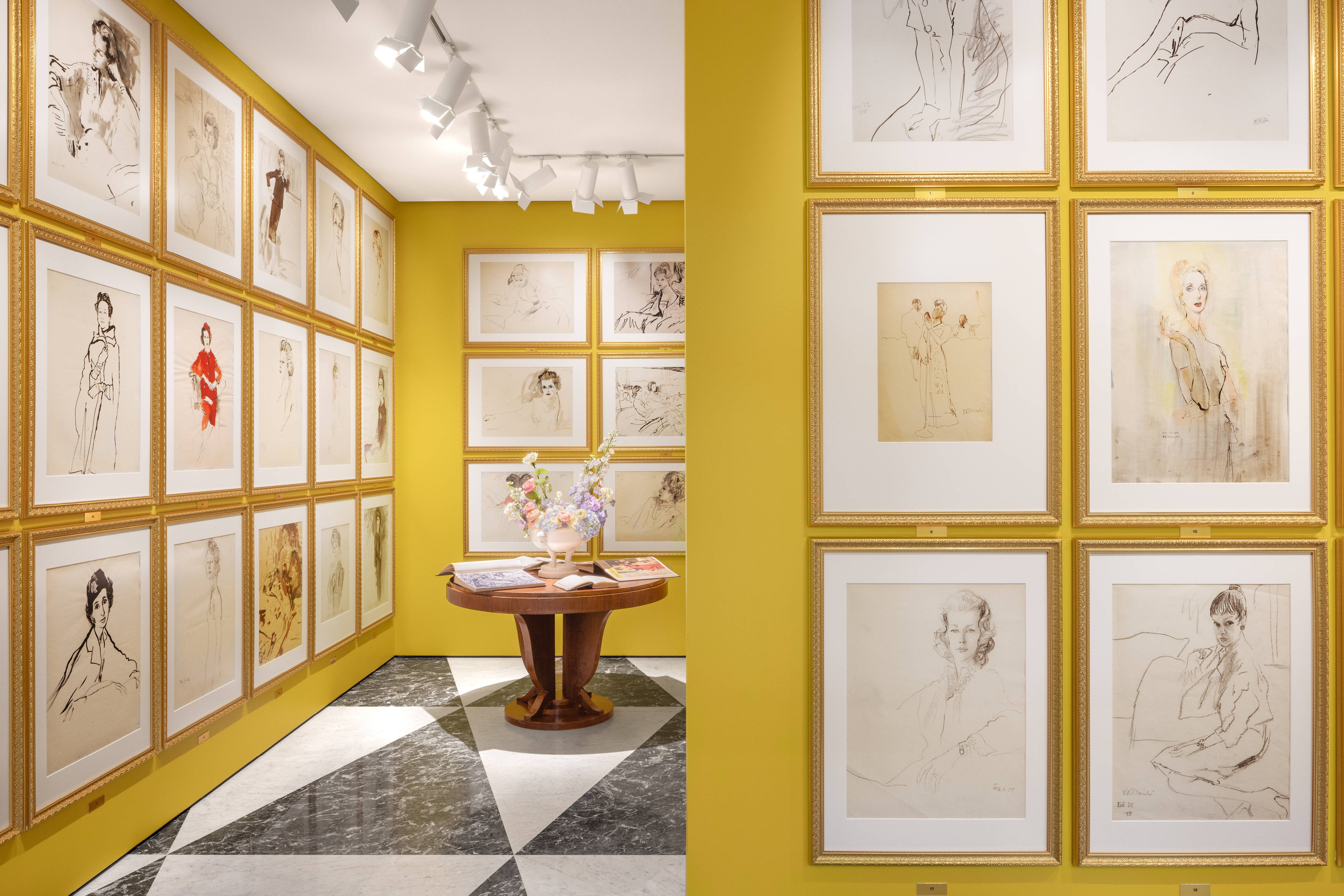 Acne Paper Palais Royal展出 René Bouché女性肖像畫作