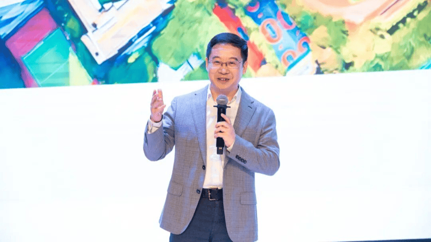 重慶南開中學校長為南渝初三學子點亮成長之路