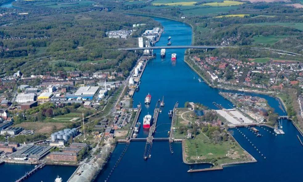 原創反轉來得太快！巴拿馬外長態度突變，喊話中方尊重巴拿馬法律主權，要求中國恢復對巴拿馬籍船正常通關檢查