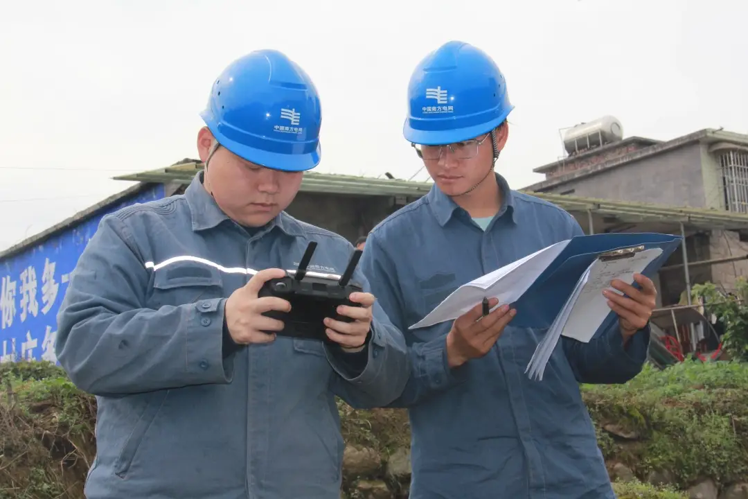 科技巡防+精準宣傳 南方電網畢節七星關供電局築牢電網防山火安全防線