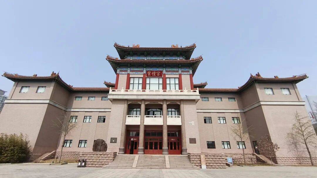 原創陳麗華頂奢收藏，從鴿血紅到天價帝王綠手鐲，都比不上她看家之寶