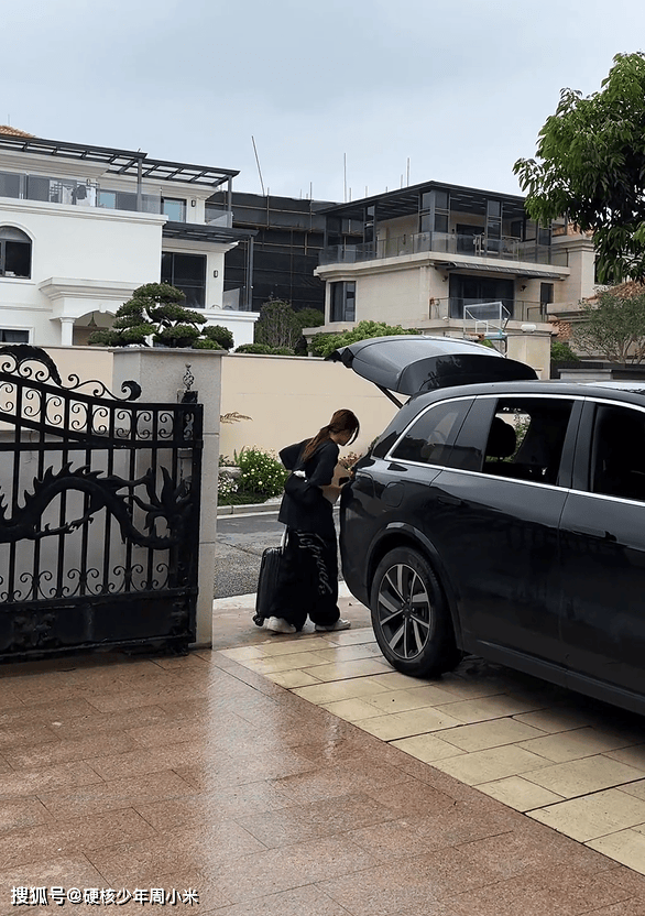 原創你們家大學生也一樣嗎？女兒讀大學週末也往家裡跑，媽媽：煩死了