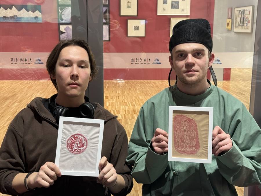 外國留學生怎麼慶祝春節？當然是帶著爸媽來上海