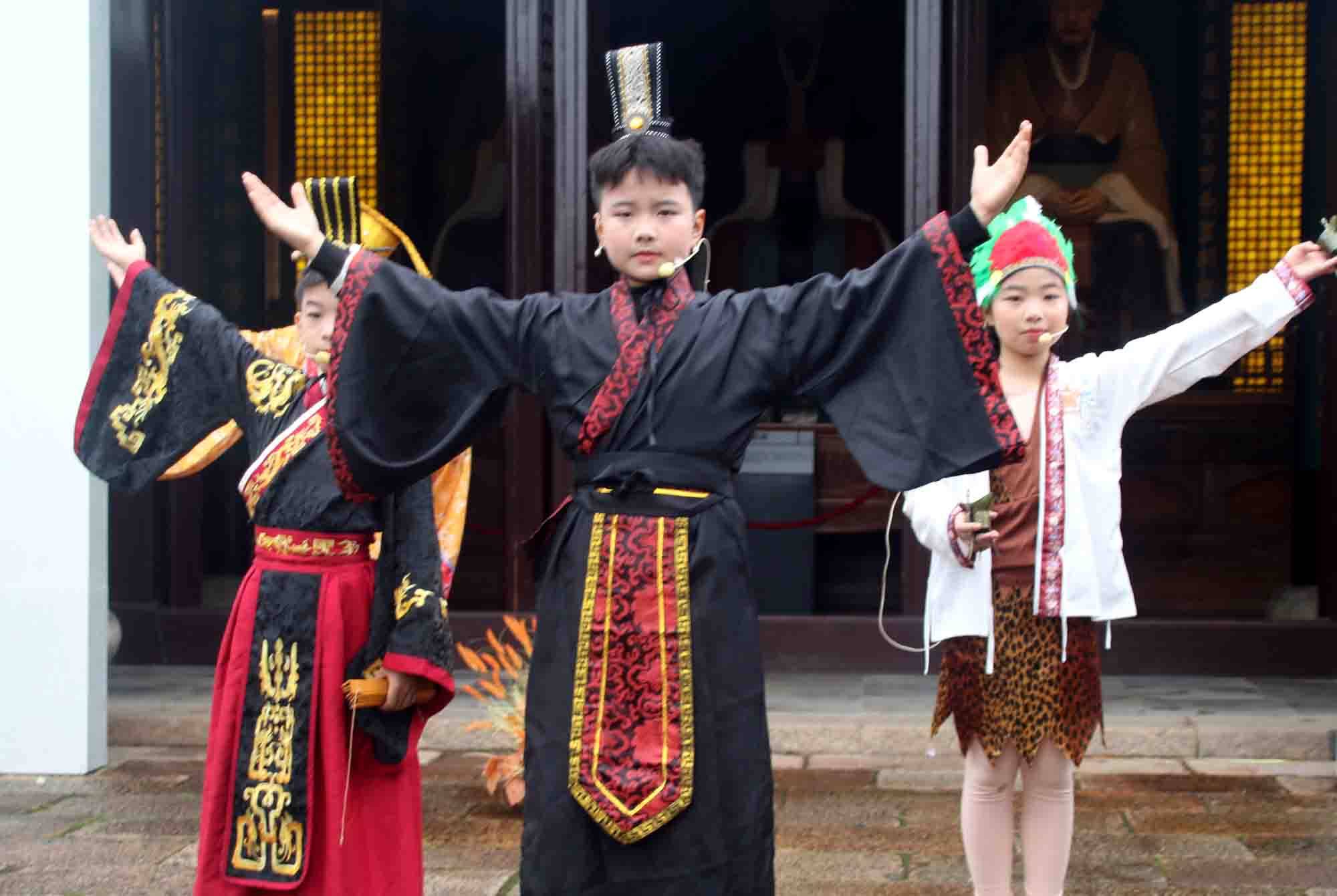 蘇州市勞動路實驗小學：兒童劇《泰伯奔吳》沉浸式再現吳地傳奇