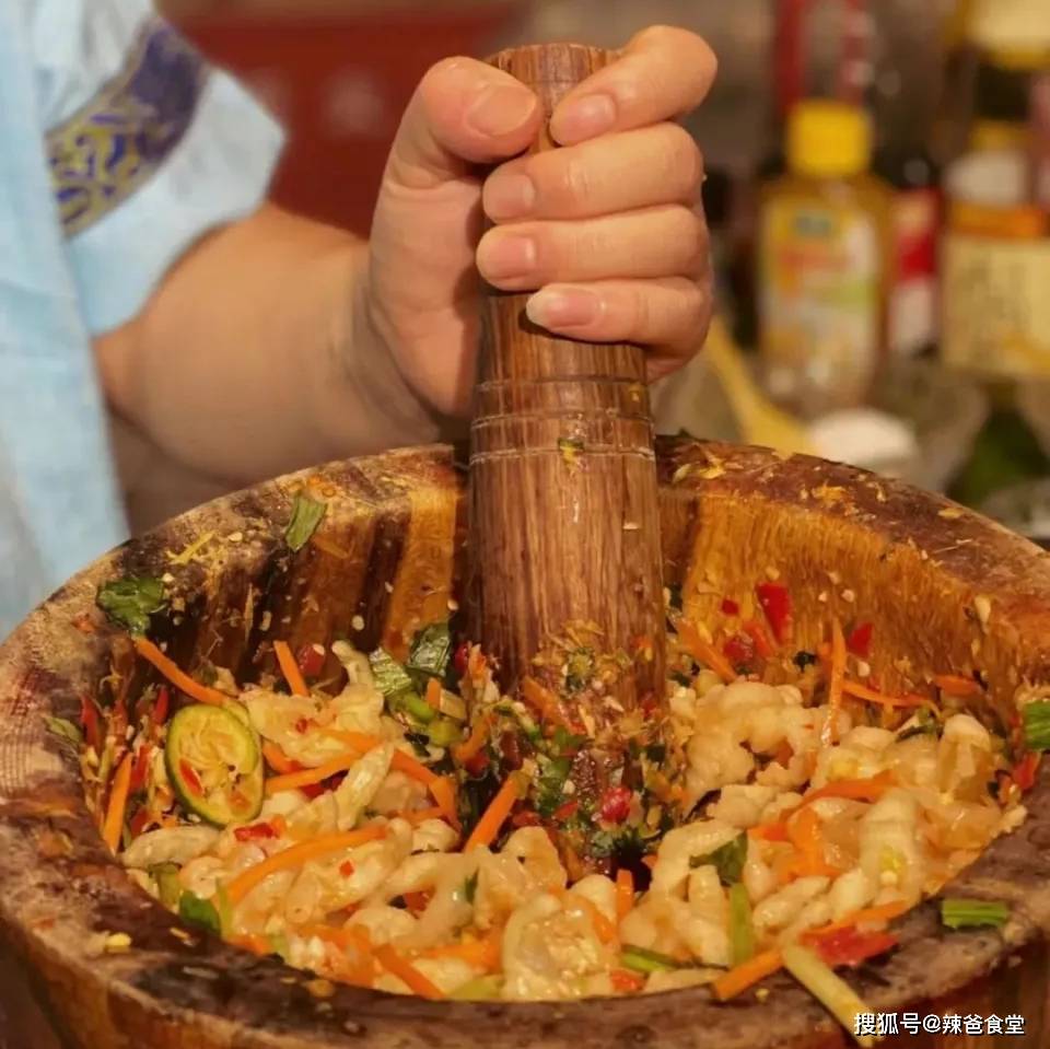 雲南傣族“潑水節”全民狂歡！民俗文化與傣味美食，你心動了嗎？