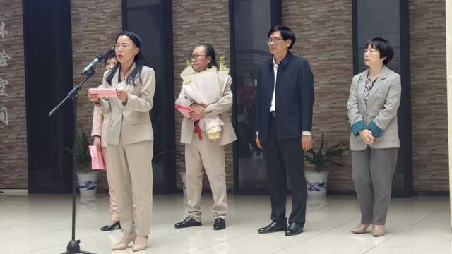 原創鄂州人自己的山水盛宴！這位本土畫家130幅焦墨畫驚豔亮相圖書館