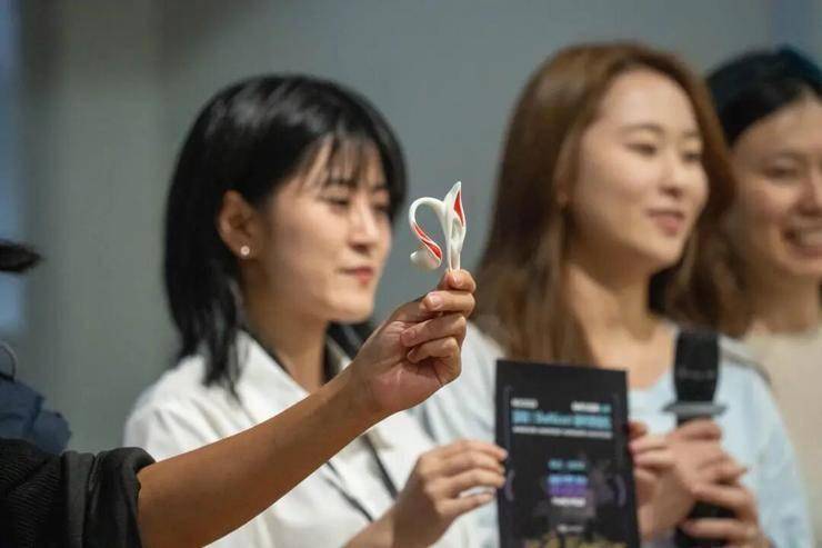 在女性駭客松上，看見AI硬體的另一種可能