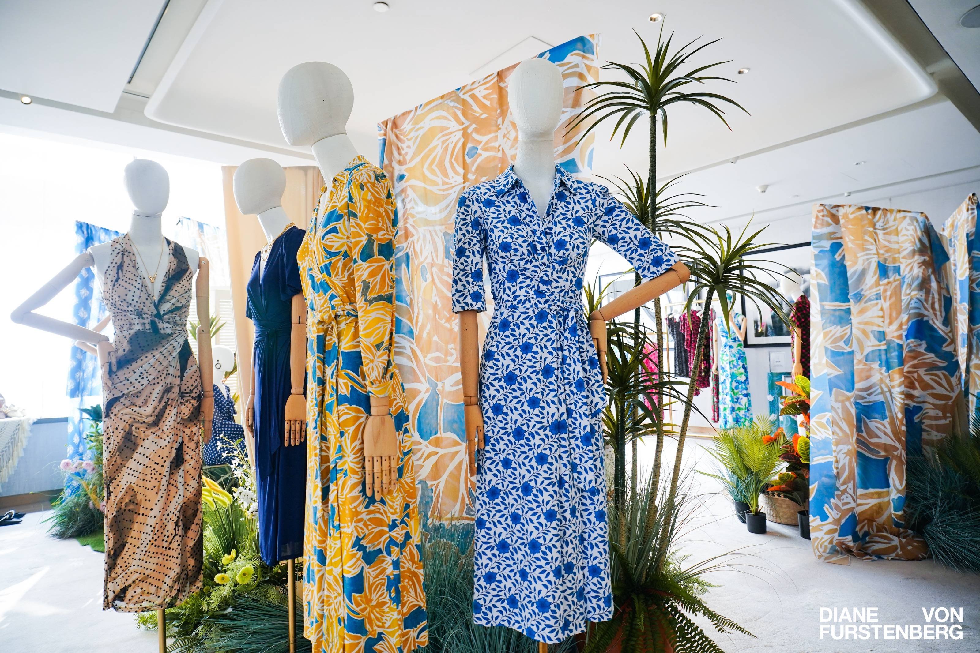 北非藝術入京，DVF以“繁花”派對重寫都市女性日常衣櫥