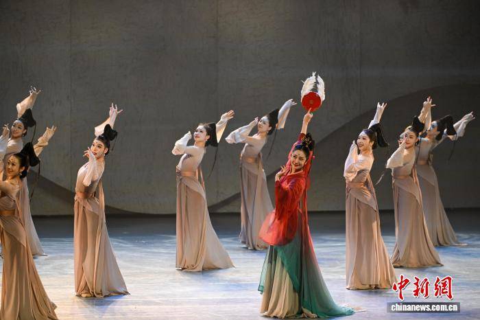 舞蹈詩劇《古色·國寶遼寧》在瀋陽演出