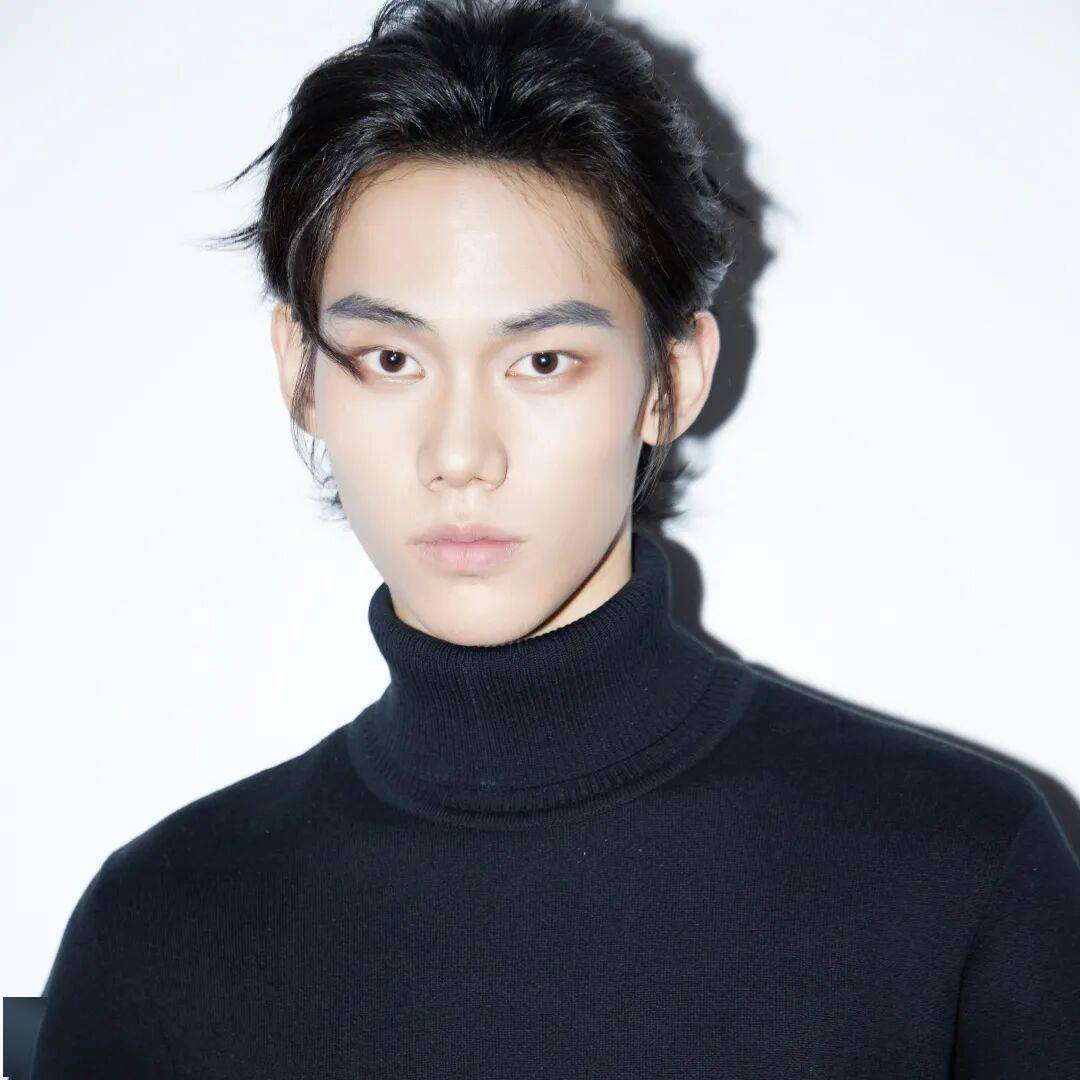 肢體戲劇《變形計》|或許，最強的反抗，是終於停止表演。