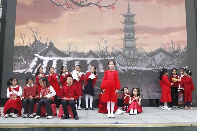 王府井書店大篷車“開”進東城小學校園