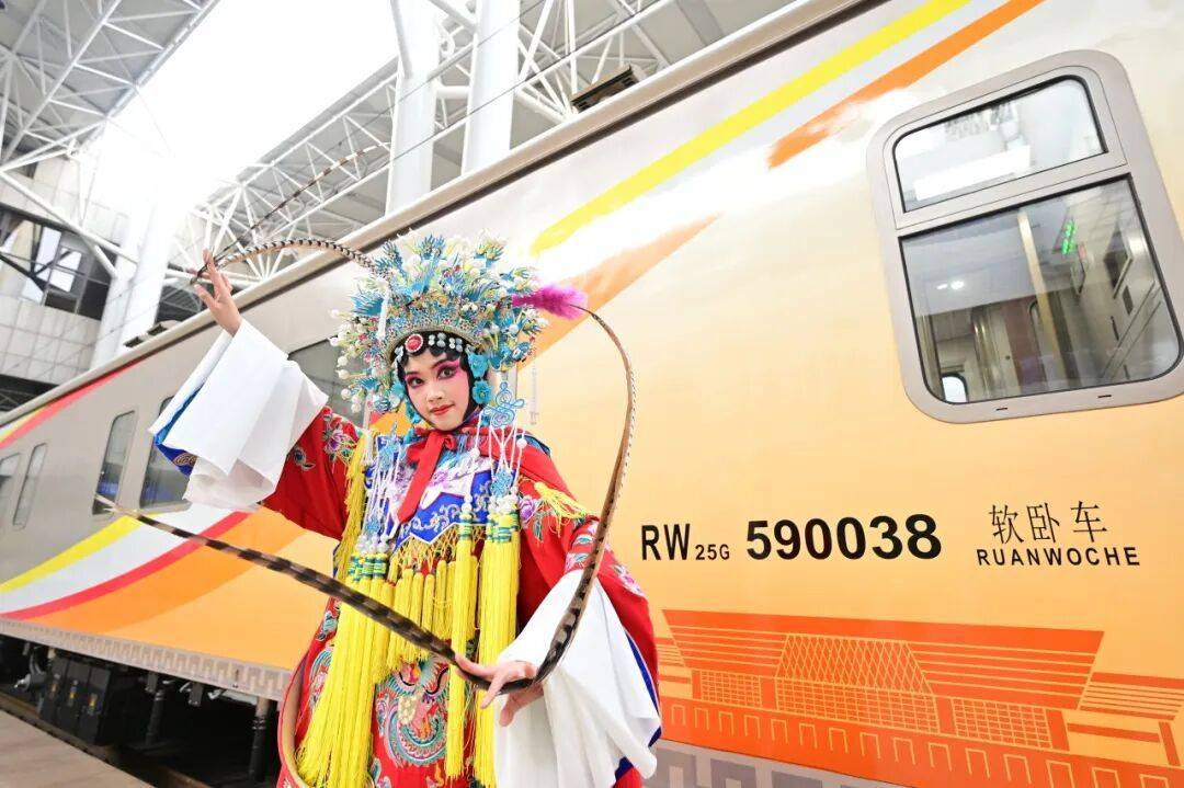 即將首發，全列臥鋪+獨立衛浴