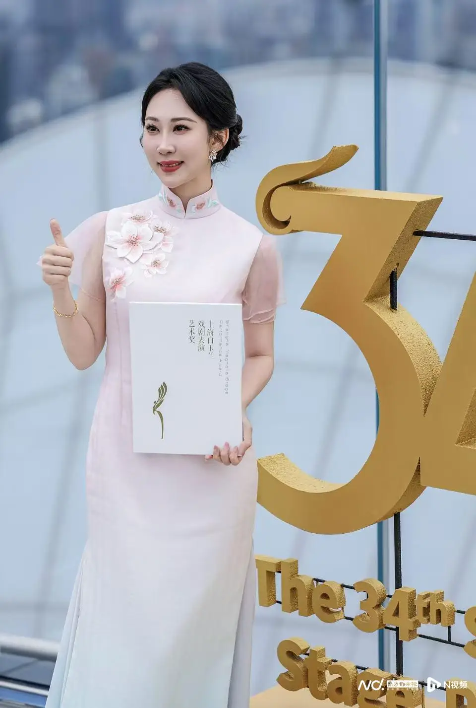 祝賀！李嘉宜憑《雙繡緣》摘得白玉蘭戲劇主角獎