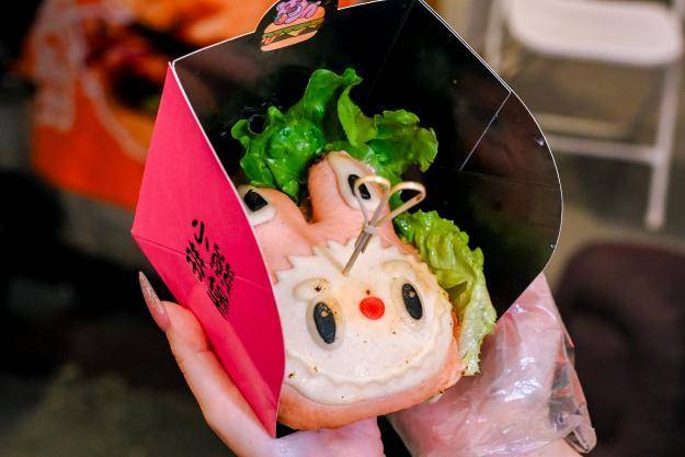 深圳首屆吃堡漢堡節啟幕 以美食IP啟用五一消費新活力